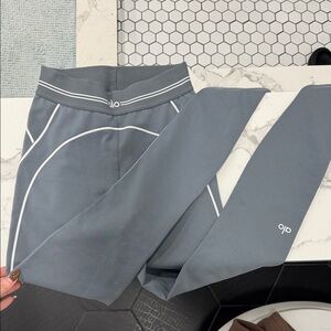 ALO Yoga Slate Gray Leggings